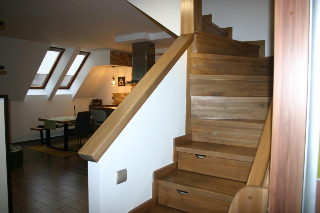 Enjoy 110Qm Apartment Im Historischen Zentrum Sopron Exterior photo